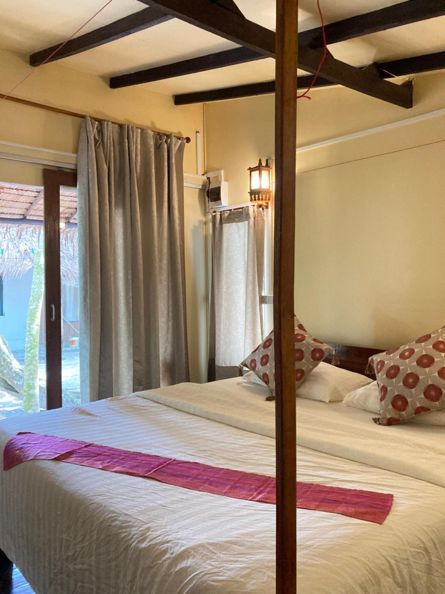 La Ong Lay Otel Koh Phayam Dış mekan fotoğraf
