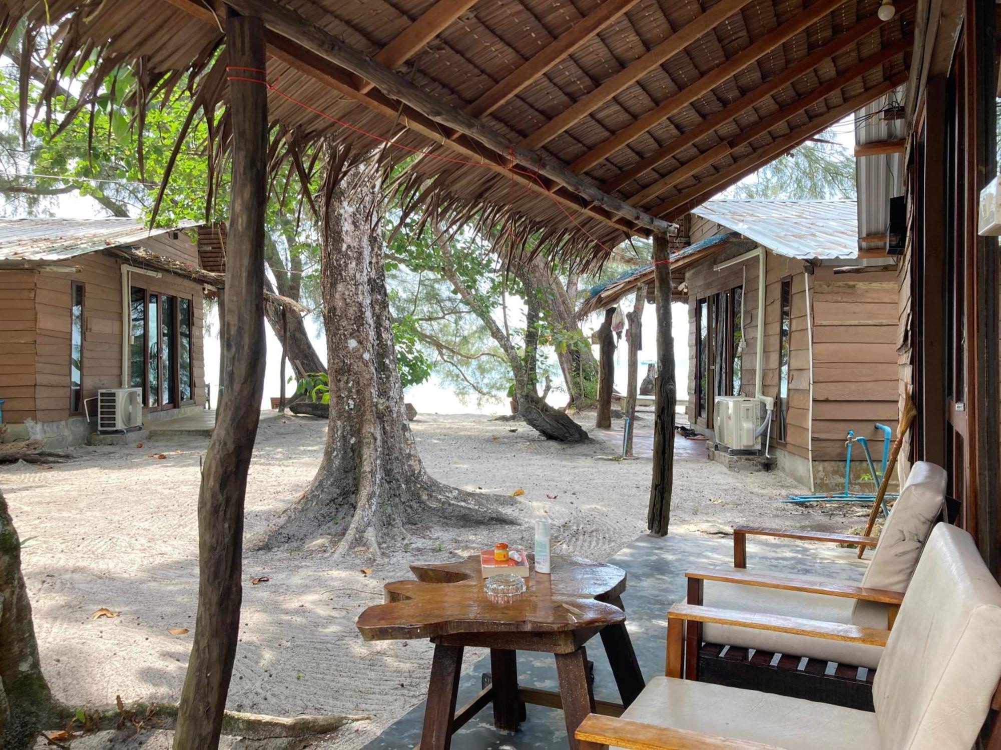 La Ong Lay Otel Koh Phayam Dış mekan fotoğraf