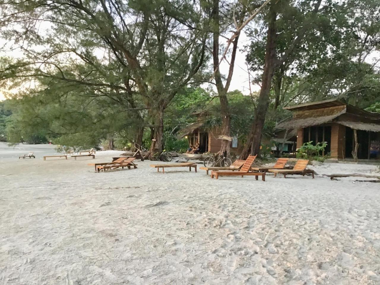 La Ong Lay Otel Koh Phayam Dış mekan fotoğraf
