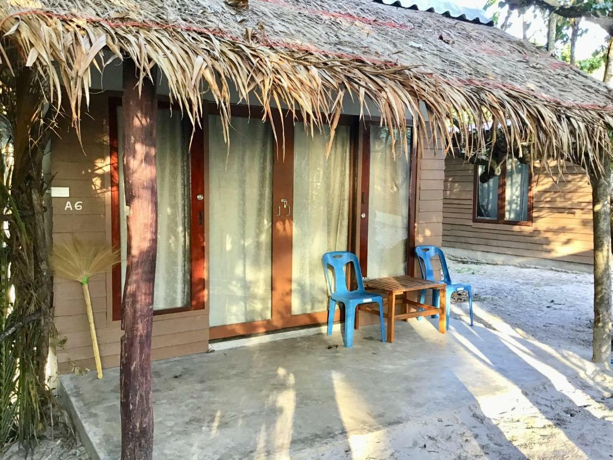 La Ong Lay Otel Koh Phayam Dış mekan fotoğraf