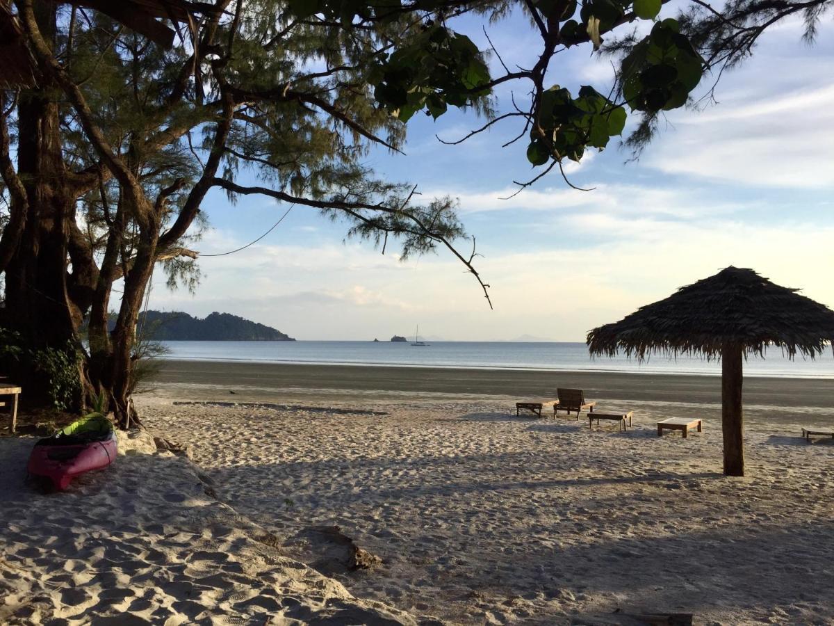 La Ong Lay Otel Koh Phayam Dış mekan fotoğraf