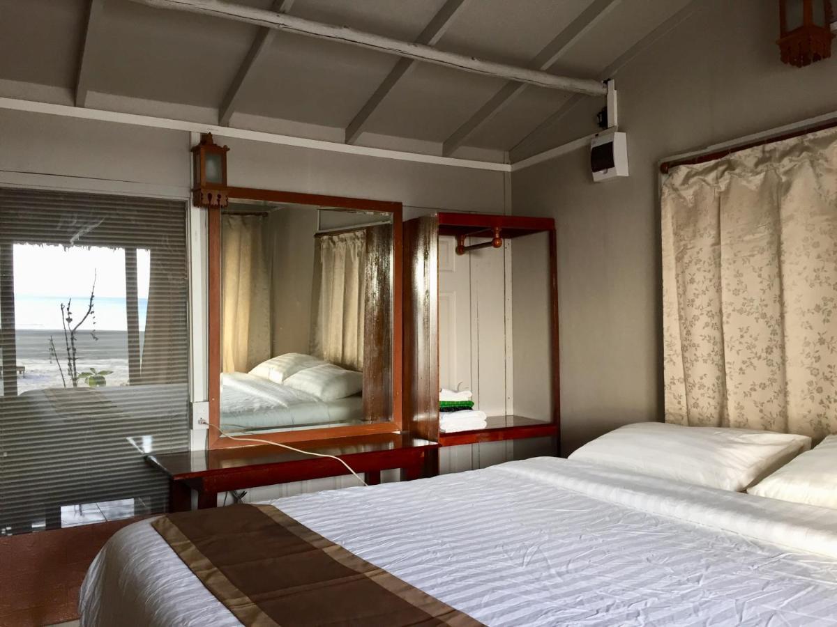 La Ong Lay Otel Koh Phayam Dış mekan fotoğraf