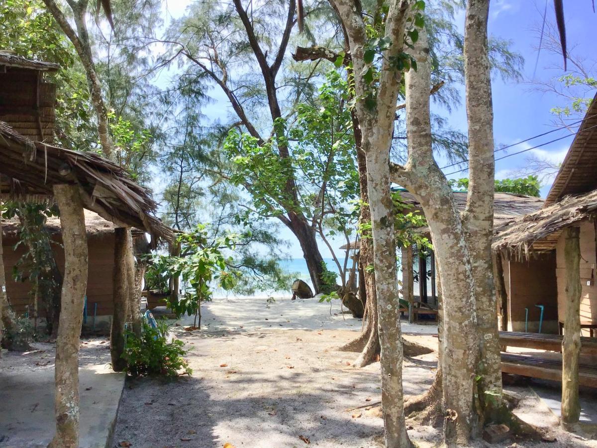 La Ong Lay Otel Koh Phayam Dış mekan fotoğraf
